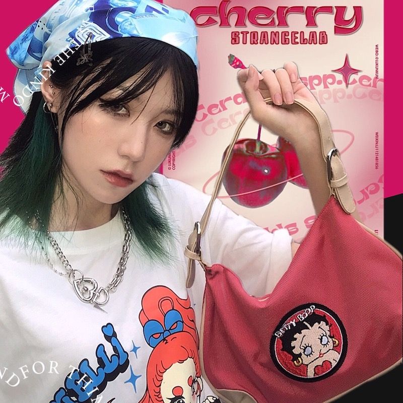 Good Goods AmericaBBMiss 80sCool Earth Retro Easy MatchinginsCartoon Student Handheld Crossbody Pouch