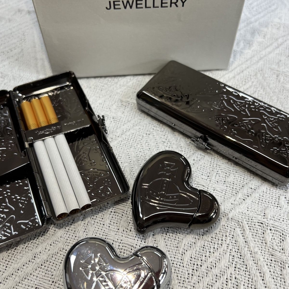 Vivienne Westwood Metal cigarette box