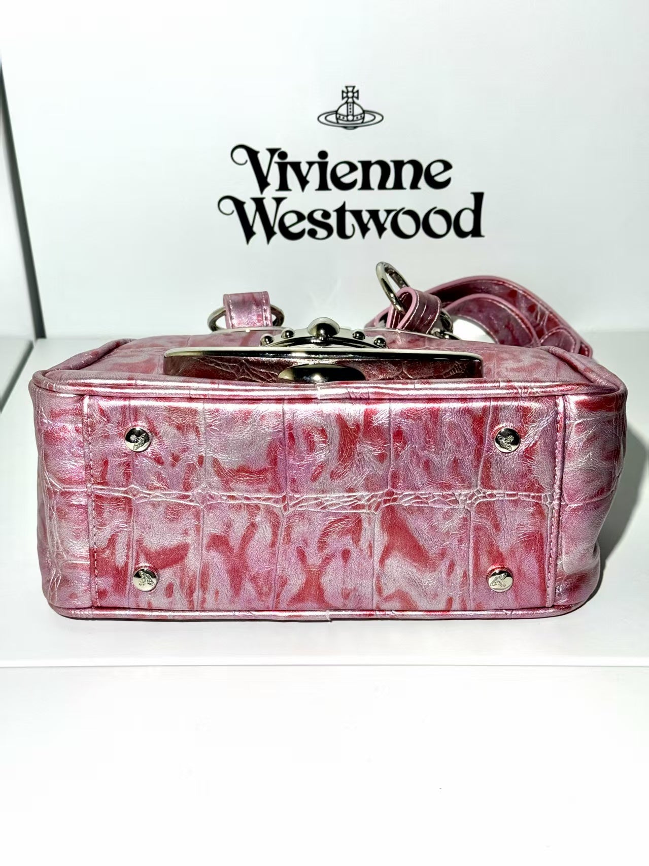 vivienne westwood explosive pattern pink bowling bag free tax