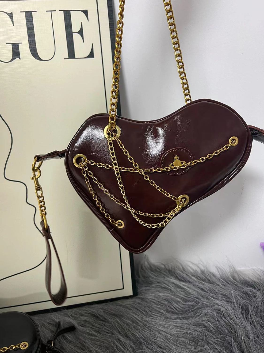 Vivienne Westwood Love Chain Binding Type Crossbody Bag