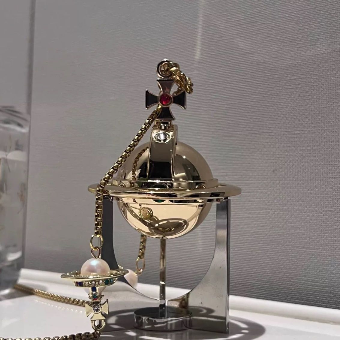Vivienne Westwood Okazaki Same Inflatable Saturn Lighter