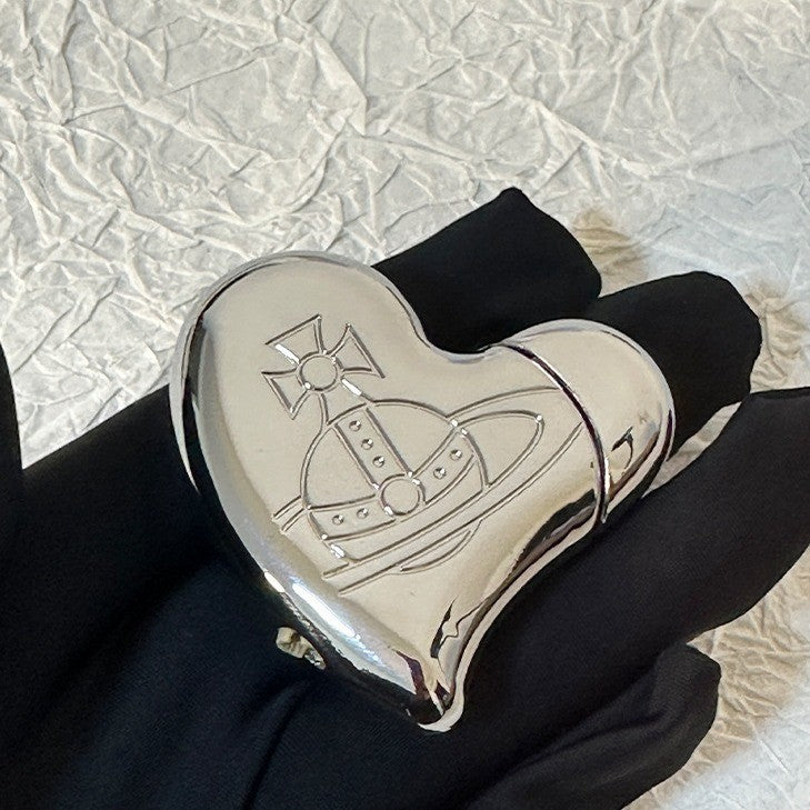 Vivienne Westwood Japanese Niche Heart-Shaped Lighter