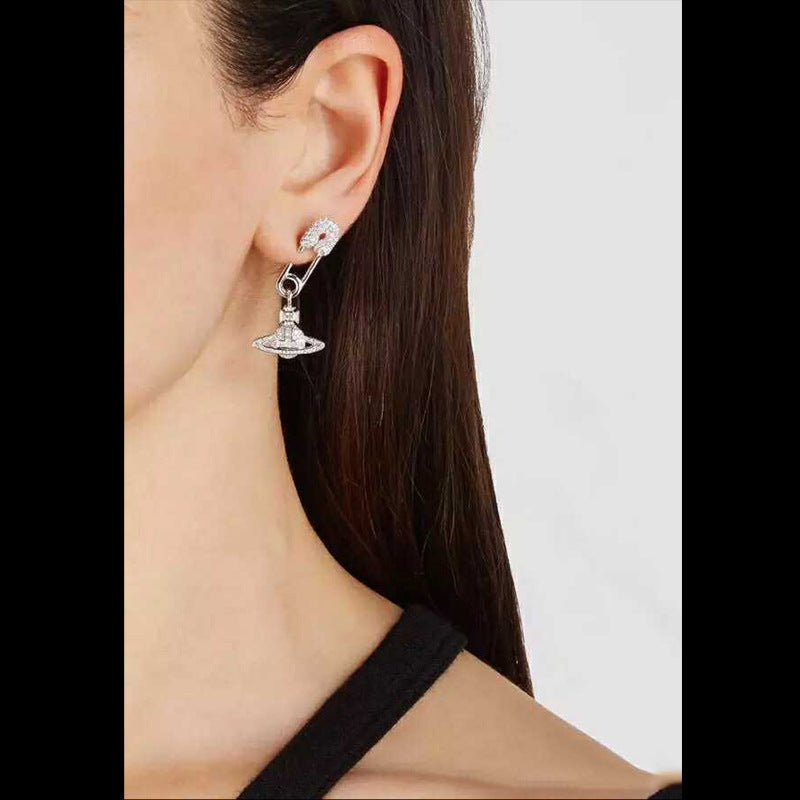 Vivienne Westwood high-end full Diamond Pin Stud earrings European and American friends