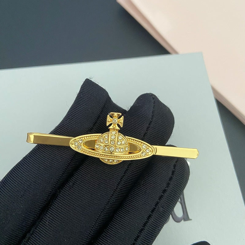 Vivienne Westwood crystal barrettes simple affordable luxury fashion hair accessories word clip brooch