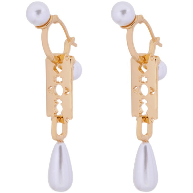 Vivienne Westwood Pearl Blade series earrings light luxury all-match punk