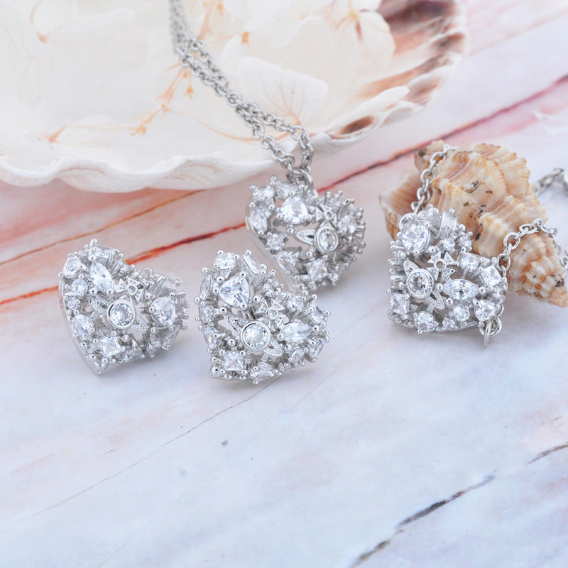 Vivienne Westwood love heart stud earrings special-shaped full diamond exquisite and versatile