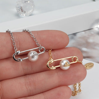 Vivienne Westwood simple pin pearl bracelet temperament star same style European and American punk fashion