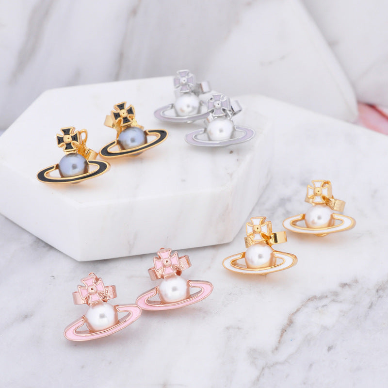 Vivienne Westwood Pearl paint series earrings small and personalized all-match