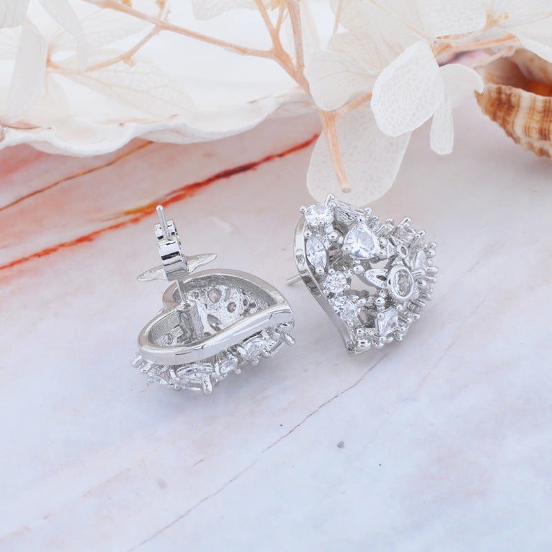 Vivienne Westwood love heart stud earrings special-shaped full diamond exquisite and versatile