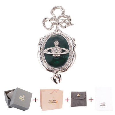 Vivienne Westwood green mermaid medal brooch fashion beautiful