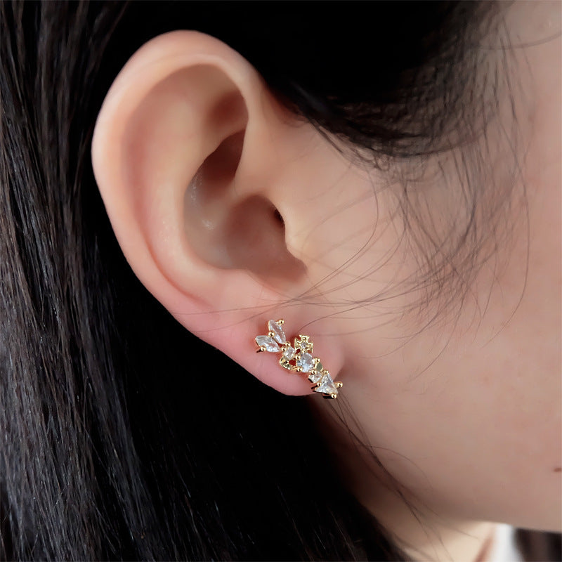 Vivienne Westwood arrow stud earrings for women, small, exquisite and high-grade, all-matching