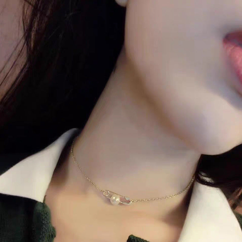 Vivienne Westwood pin pearl pendant necklace minority simple