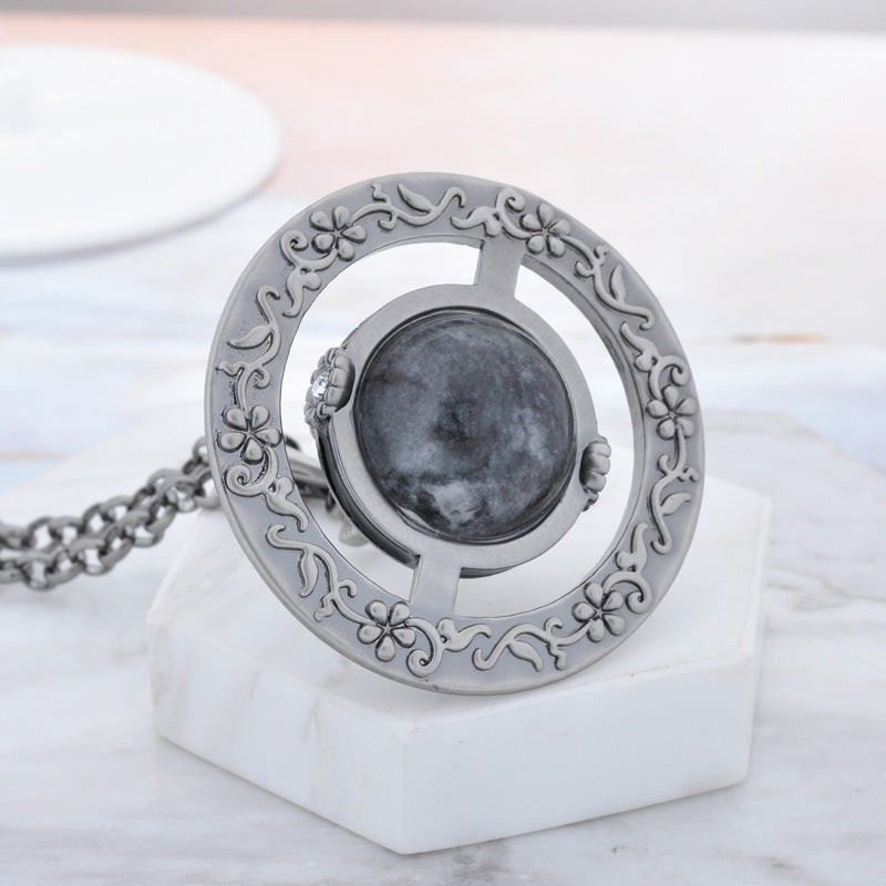 Vivienne Westwood Punk vintage engraving series personalized pendant necklace