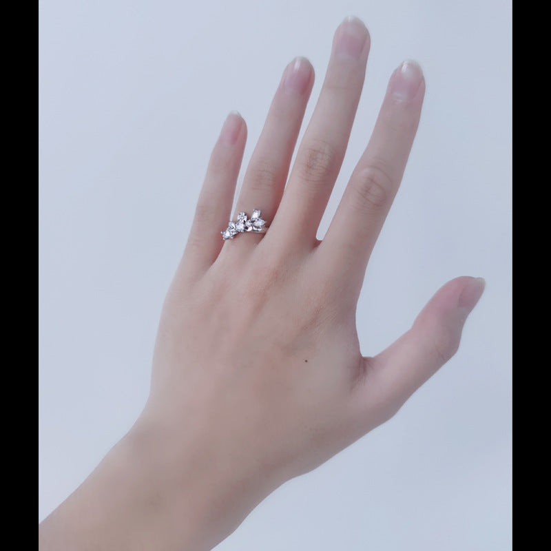 Vivienne Westwood eight hearts and eight arrows ring European and American punk