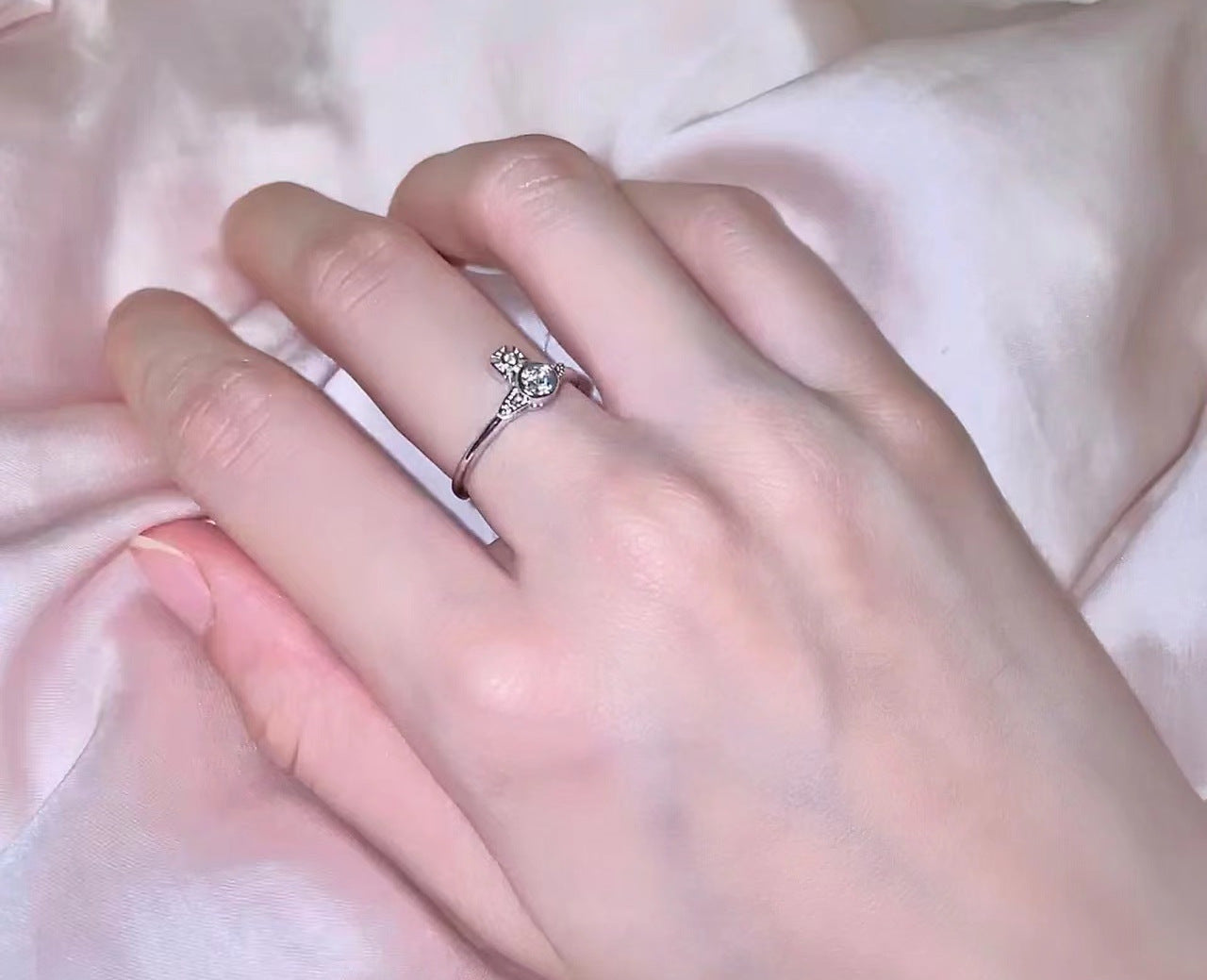 Vivienne Westwood 2022 new ring single diamond simple couple style