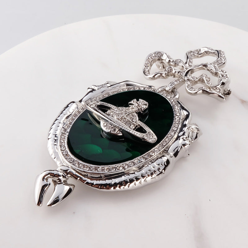 Vivienne Westwood green mermaid medal brooch fashion beautiful