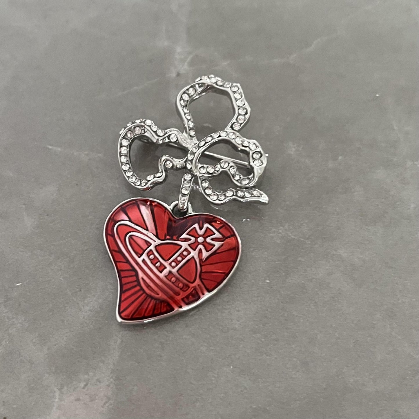 2022 New Planet Diamond enamel advanced brooch autumn and winter personalized suit clothing accessories fashion
