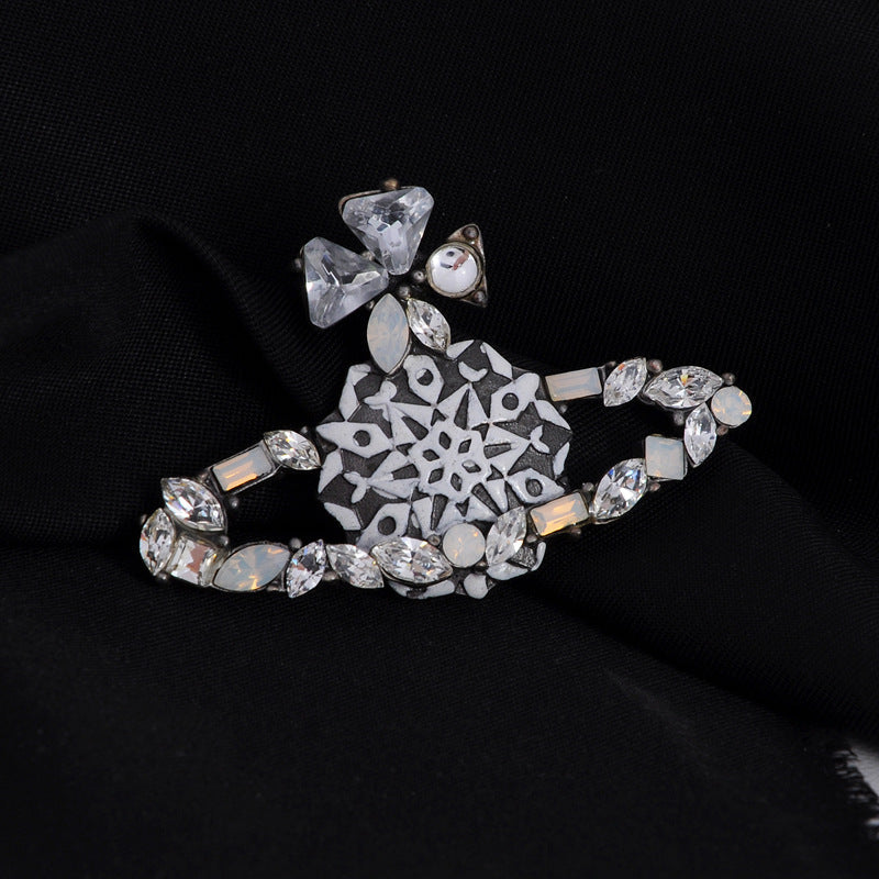 Vivienne Westwood light luxury Snowflake Brooch personalized ins accessories