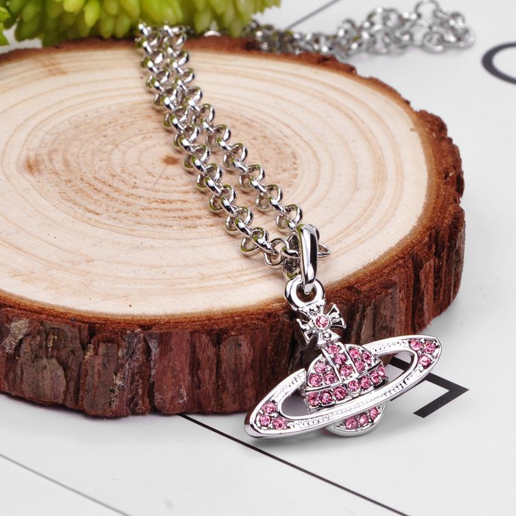 Vivienne Westwood Full diamond pendant necklace exquisite high sense