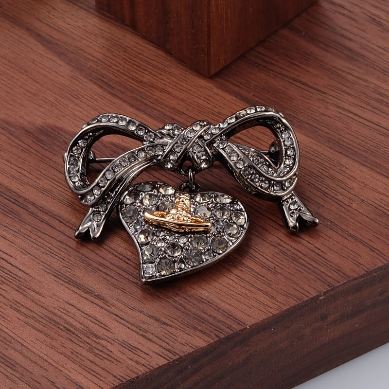 Vivienne Westwood sbeis titanium black bow heart shape with diamond brooch