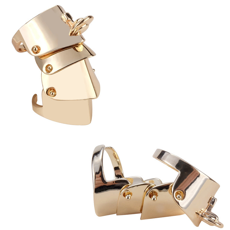 Vivienne Westwood punk four-section armor ring personality European and American