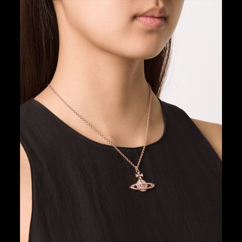Vivienne Westwood KIKA pendant European and American punk necklace
