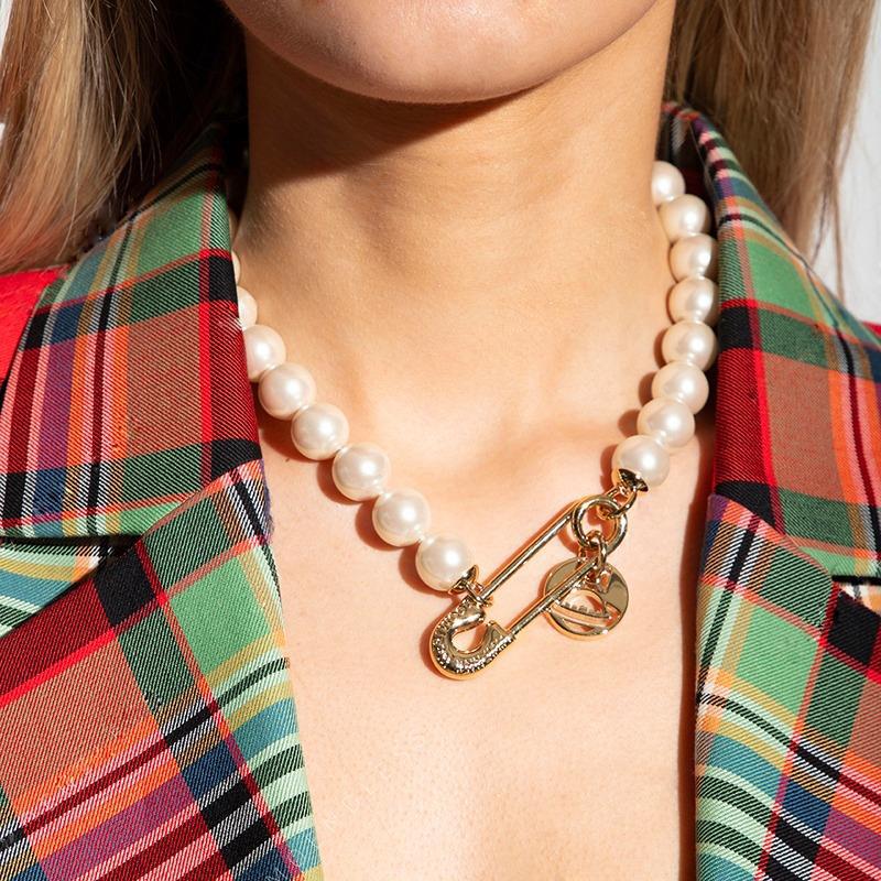 Vivienne Westwood IMOGENE pin round big pearl necklace European and American punk