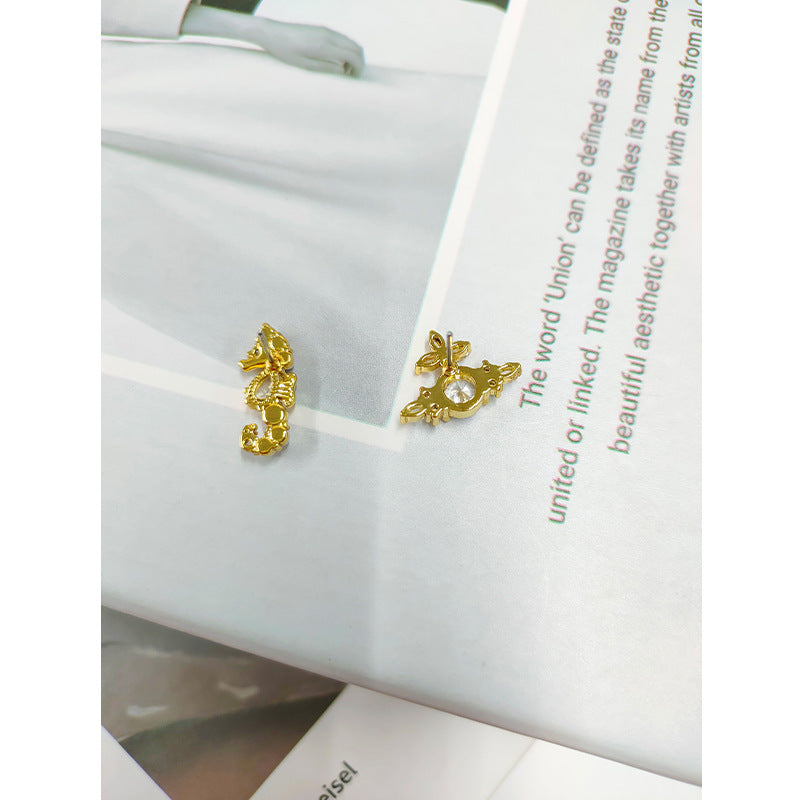 Vivienne Westwood New Seahorse Asymmetric Stud Earrings Ring
