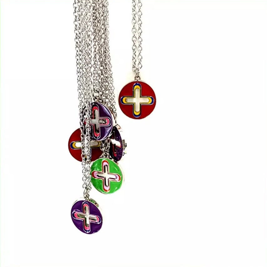 HOMER FRANK OCEAN Lucky Four-Leaf Clover Beveled Cut Pendant Versatile Personality Color Premium Necklace