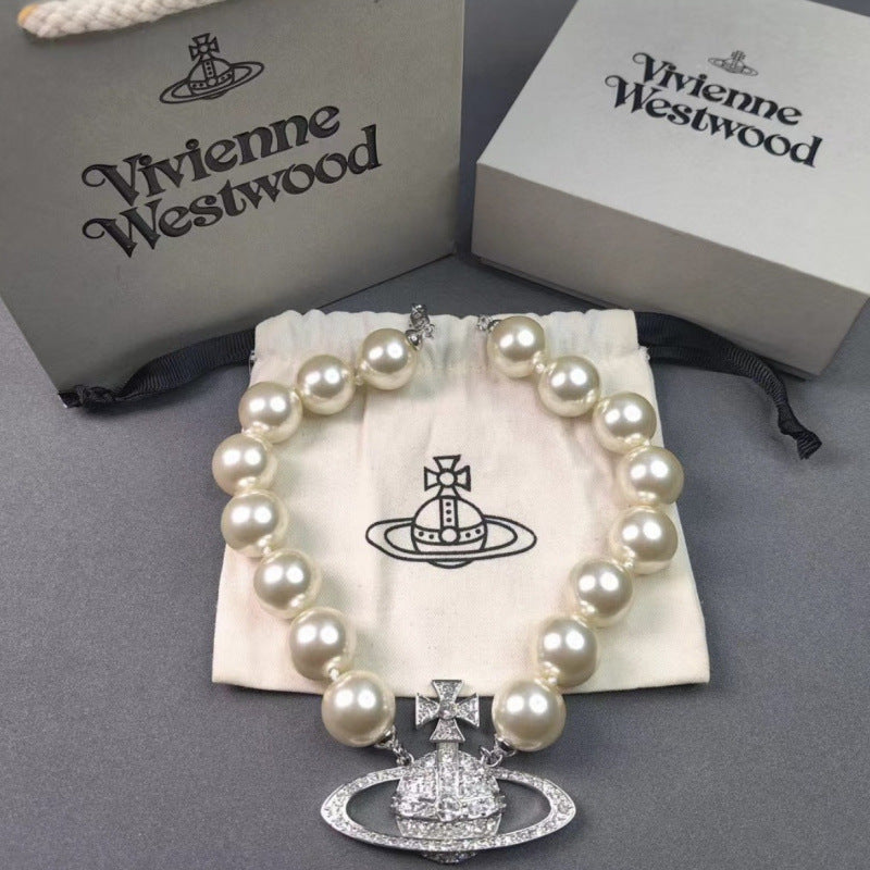 vivienne westwood  huge pearl necklace