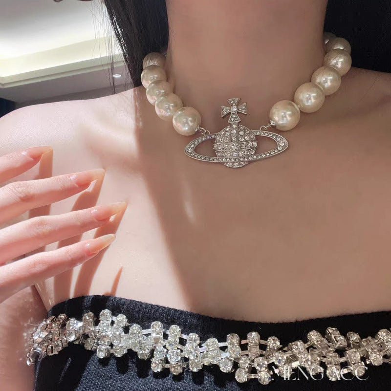 vivienne westwood  huge pearl necklace