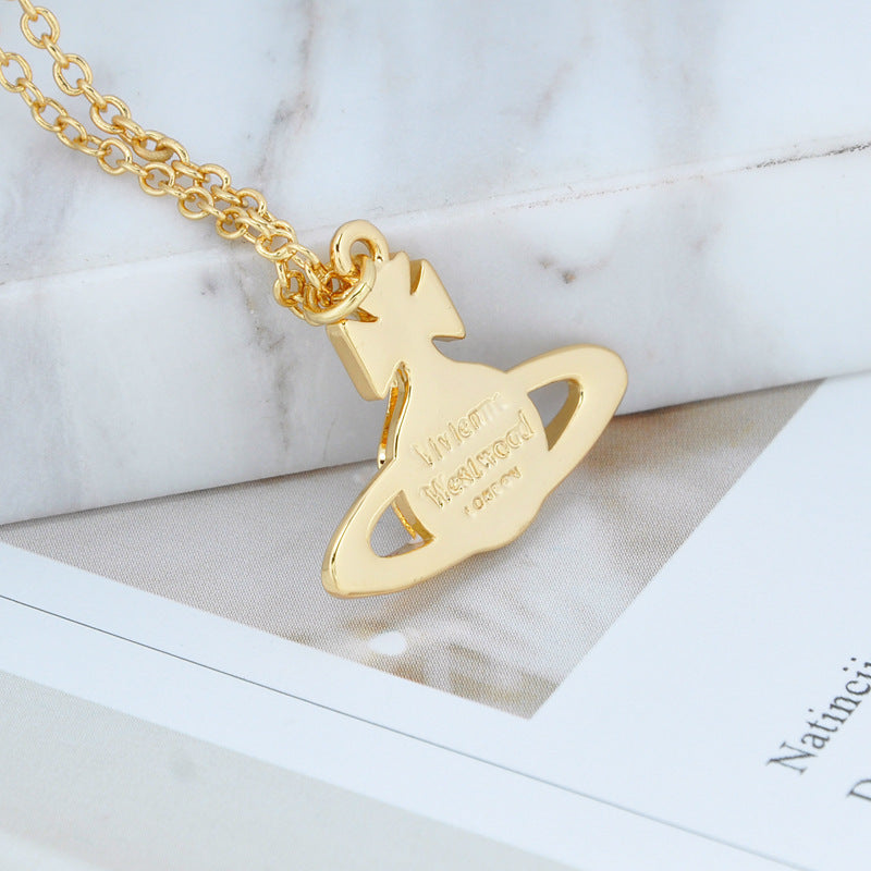 Vivienne Westwood twisted water ripple cream paint pendant necklace