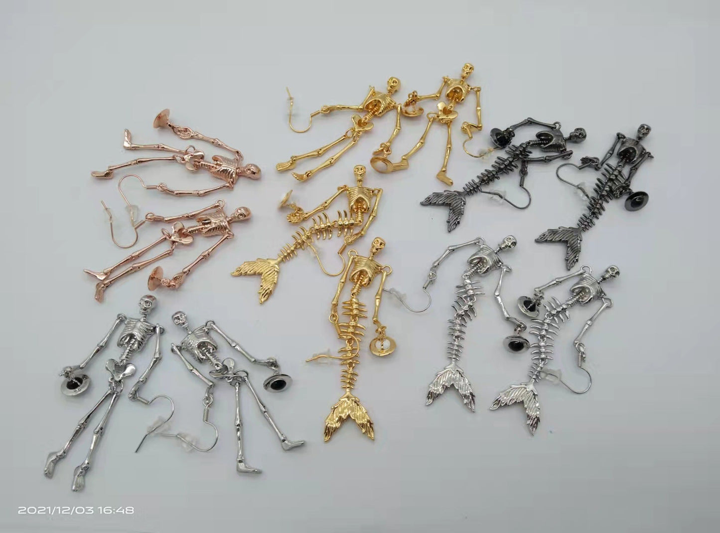 Vivienne Westwood skull Fishbone series earrings personalized minority tide