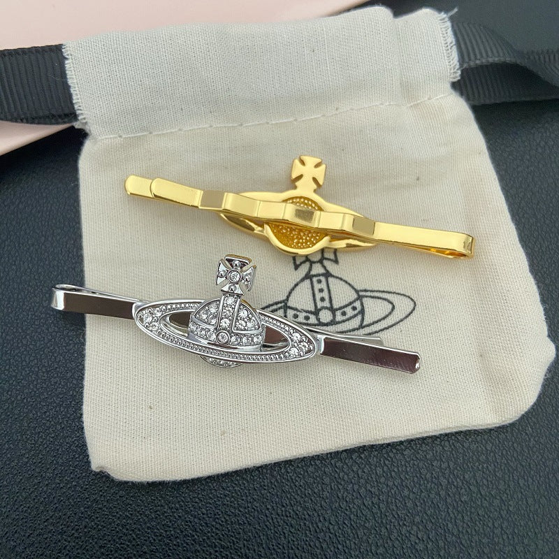 Vivienne Westwood crystal barrettes simple affordable luxury fashion hair accessories word clip brooch