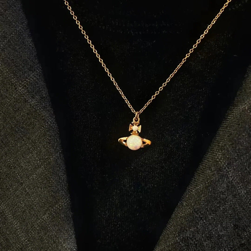 Vivienne Westwood ISABELITTA opal stone necklace spring and summer New