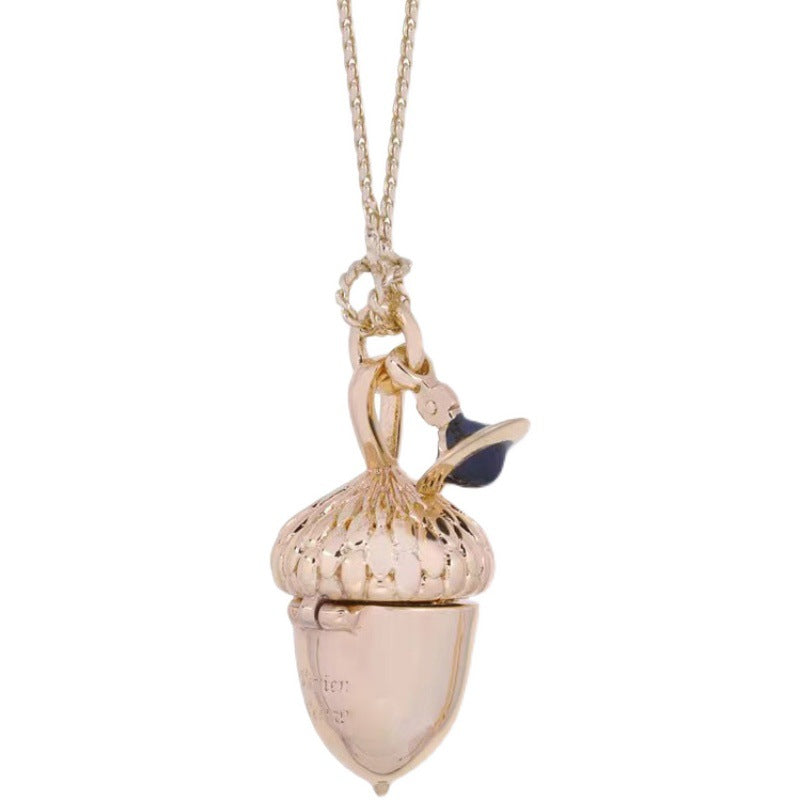 Vivienne Westwood three-dimensional open pine cone pendant necklace ins niche