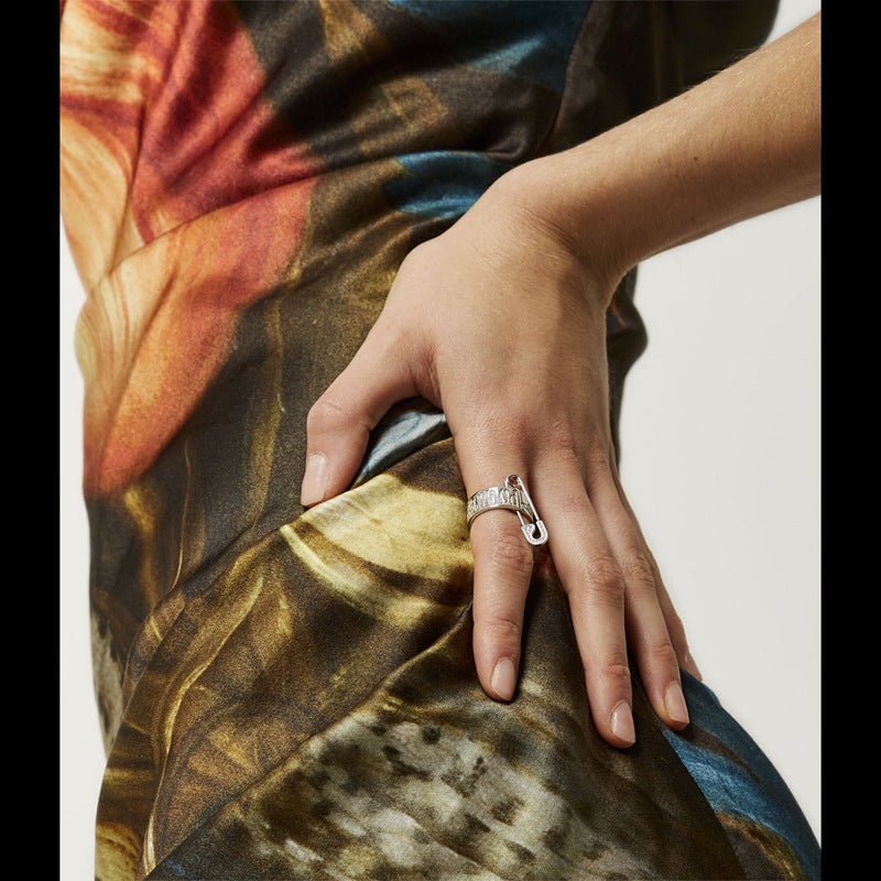 Vivienne Westwood universe safety pin element alloy ring European and American personalized punk