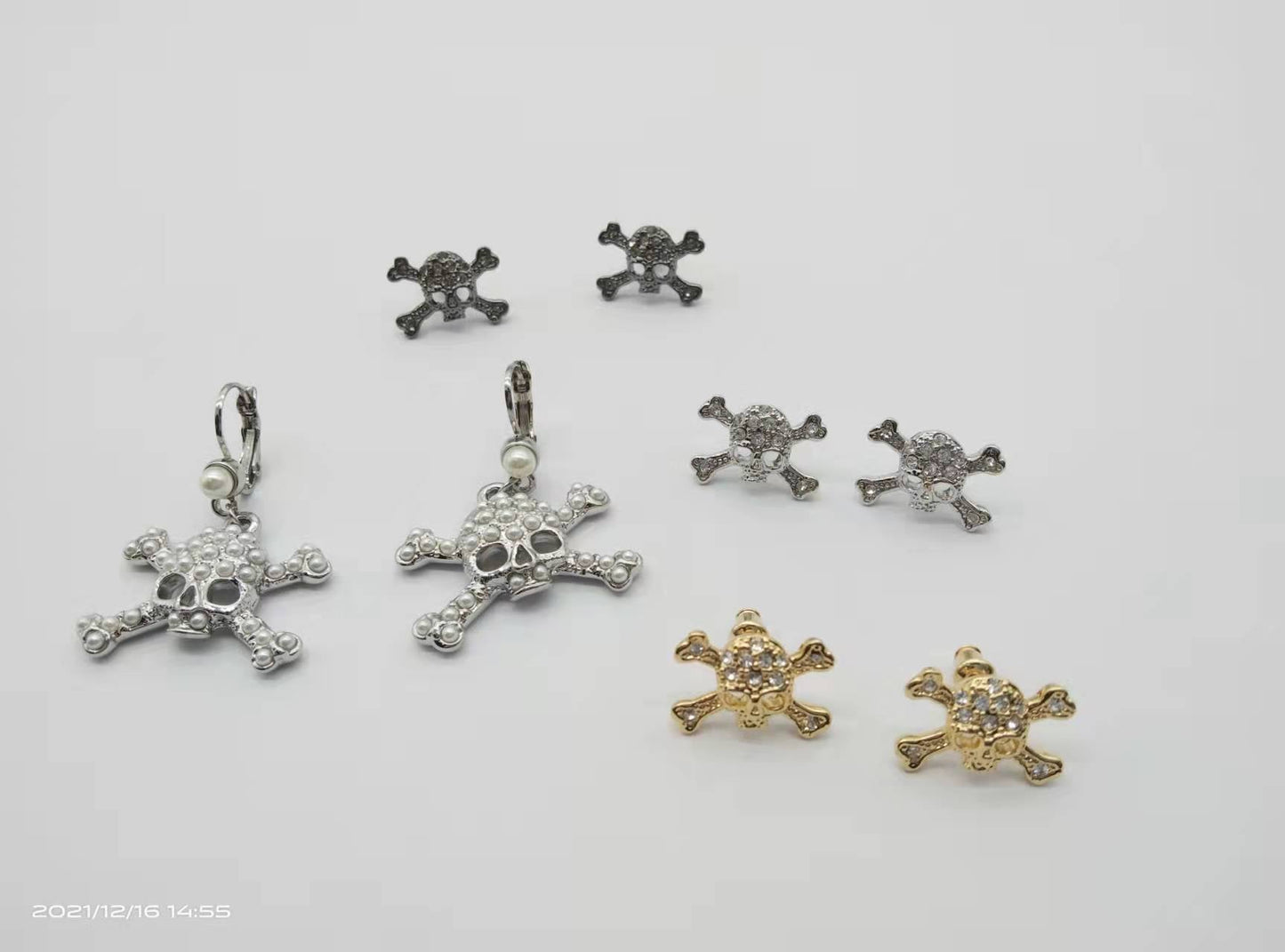 Vivienne Westwood skull series ear studs
