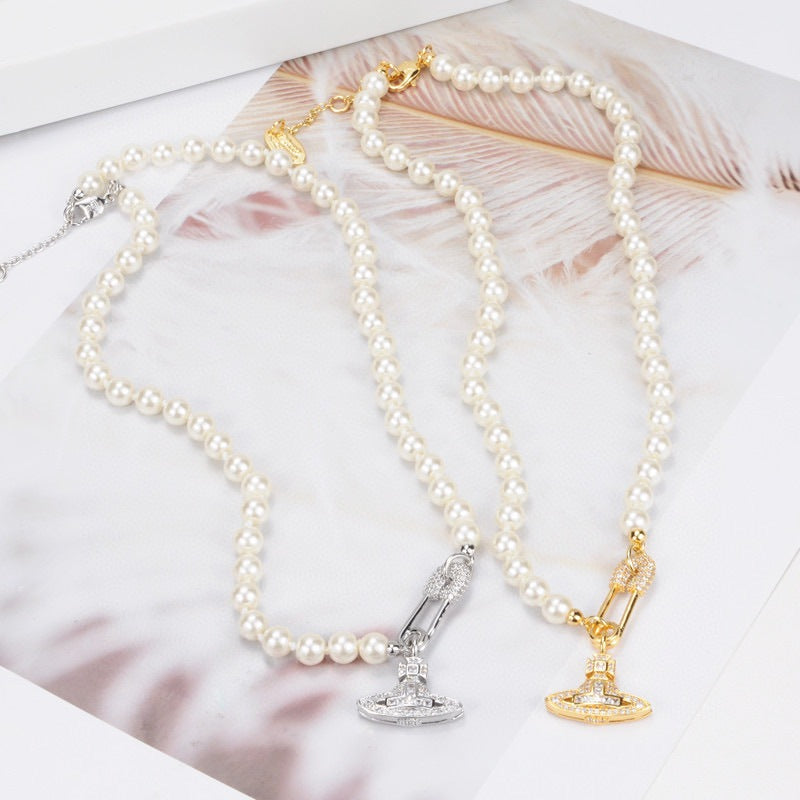 Vivienne Westwood 2022 pearl pin pendant necklace luxury exquisite and versatile