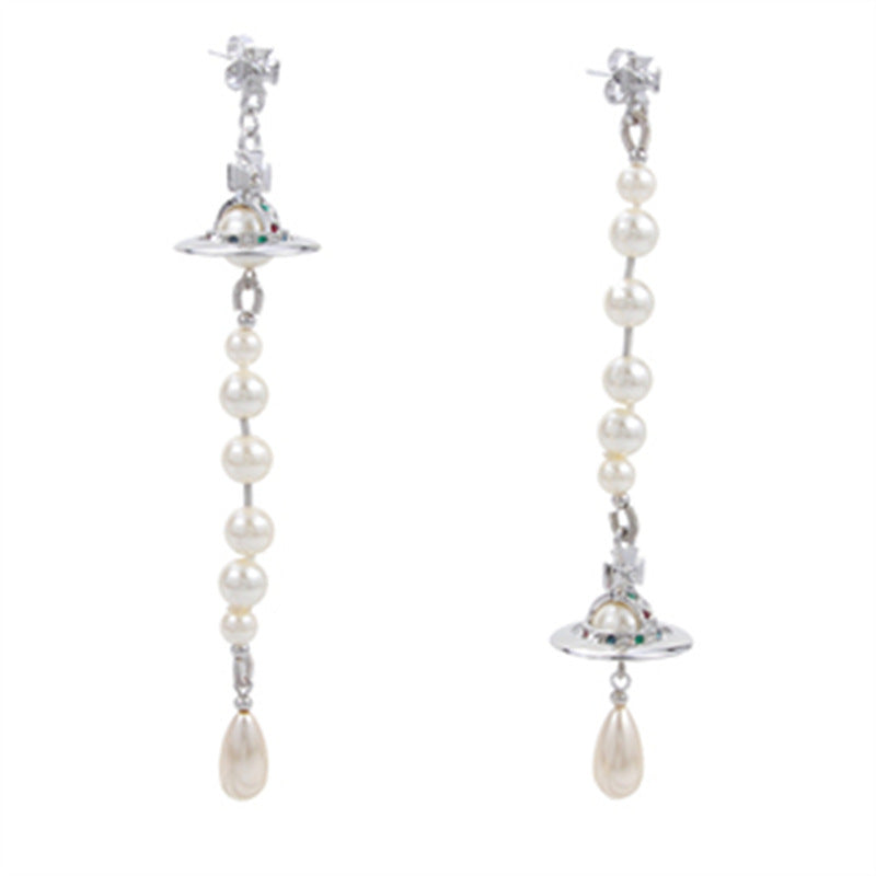 Vivienne Westwood asymmetric broken pearl earrings three-dimensional earrings