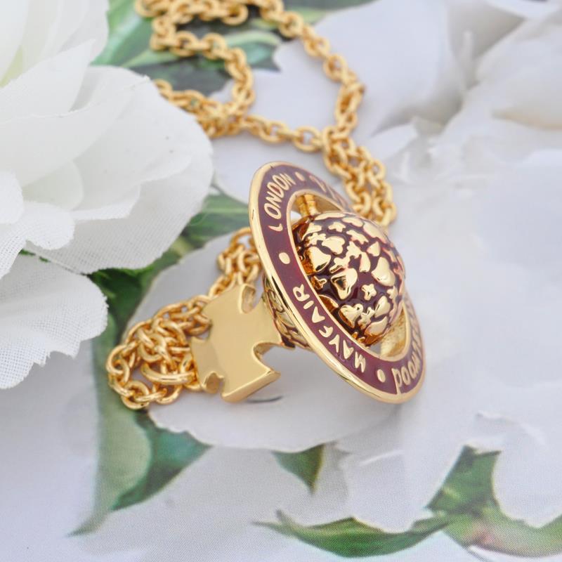 Vivienne Westwood Mayfair embossed heart-shaped three-dimensional necklace