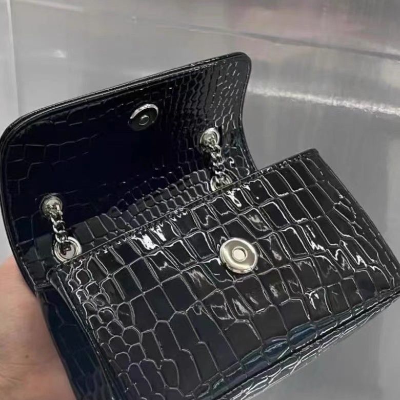 Vivienne Westwood Black Crocodile Pattern Chain Small Square Bag